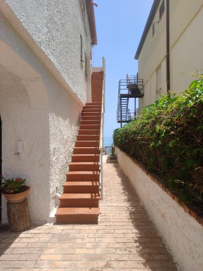 Villa Pinuccia Lido di Noto ภายนอก รูปภาพ