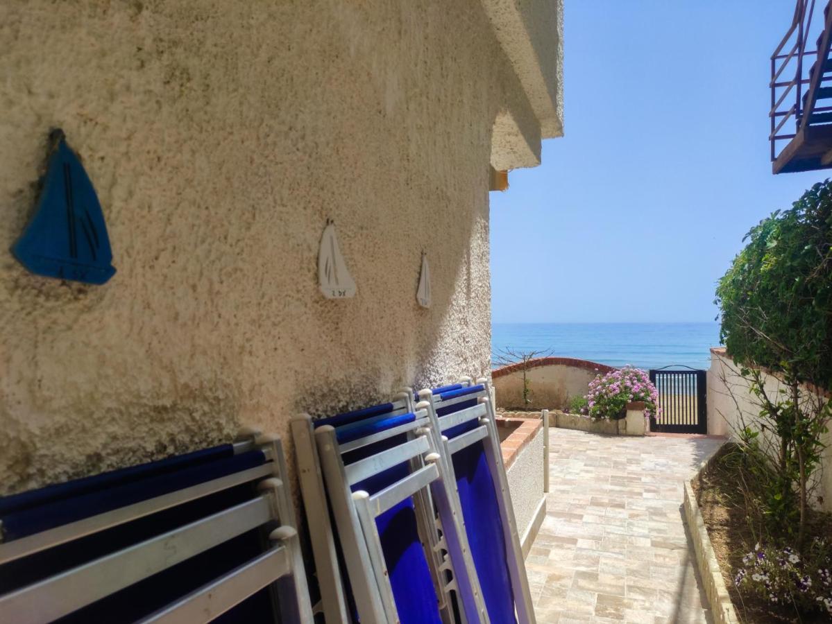 Villa Pinuccia Lido di Noto ภายนอก รูปภาพ